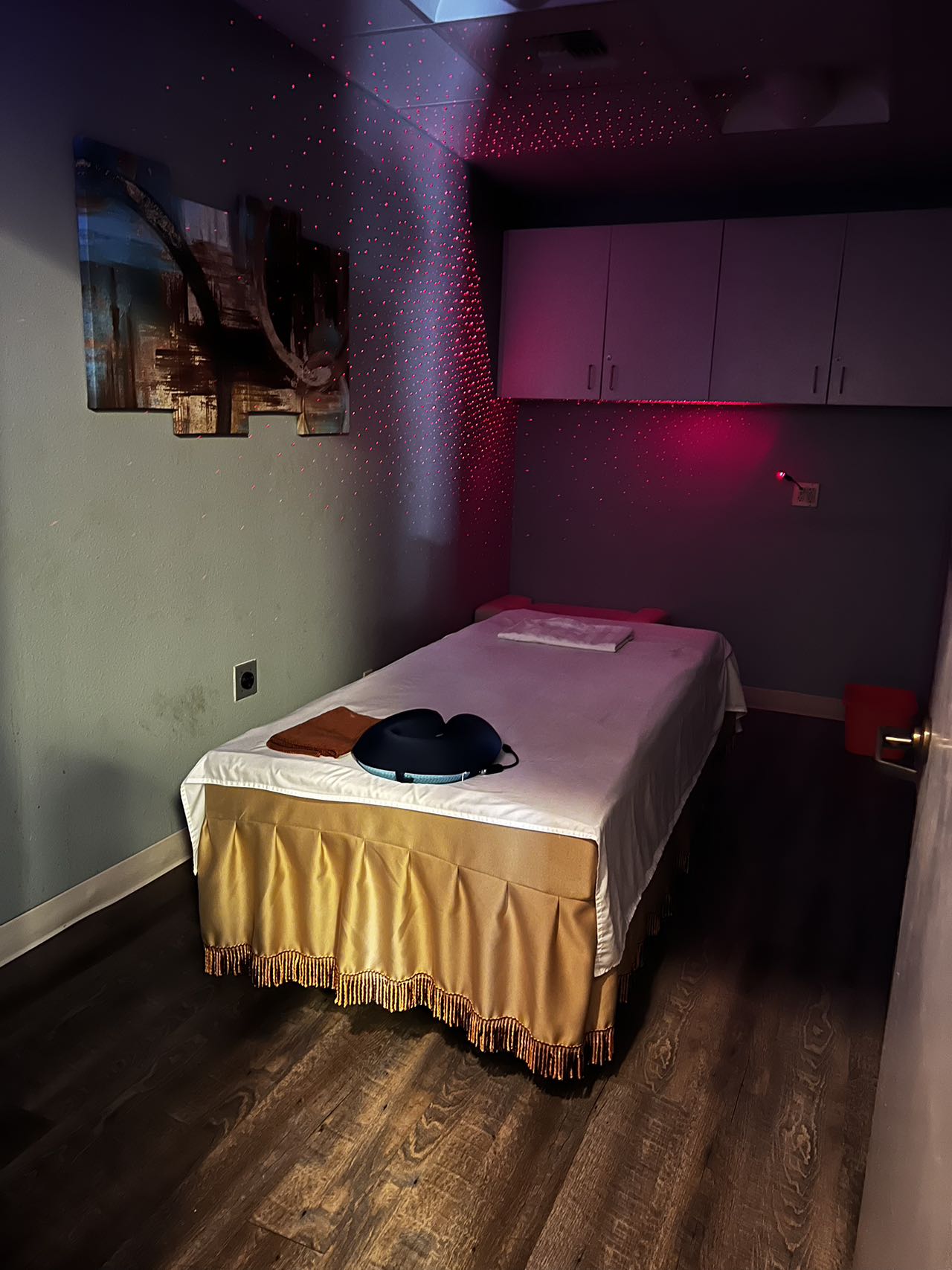 New Happy Day Spa gallery image